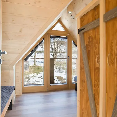 Nad Termami Chalet Dzianisz