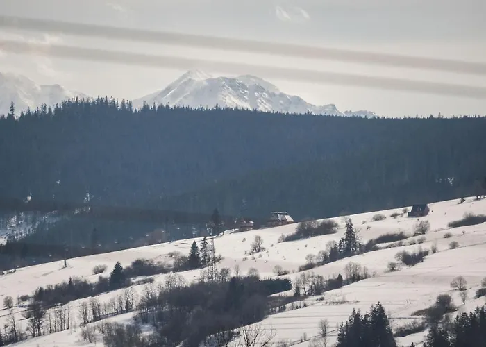 شاليه Nad Termami Dzianisz